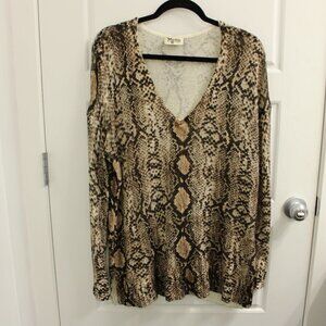 Show Me Your Mumu Womens Sz XS Hug Me Sweater Python Knit‎ Animal Print Snake.